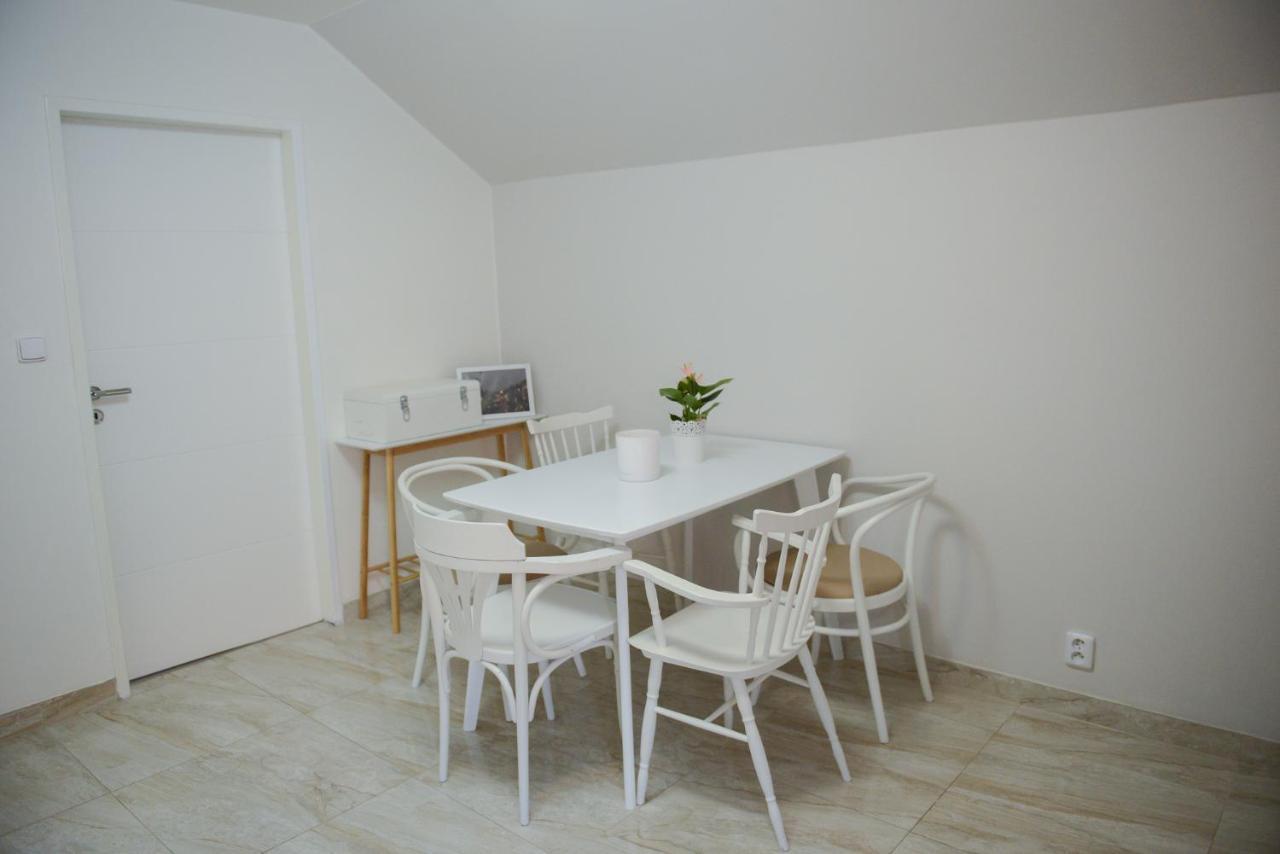 Fano Apartments Old Town ปราก ภายนอก รูปภาพ
